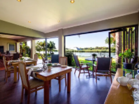 River Place Manor โรงแรมในอูปิงตัน