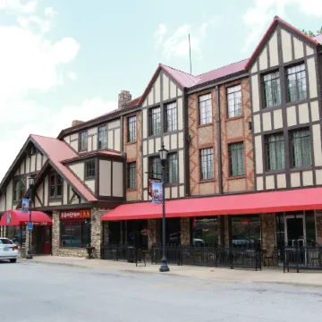 Ye Old English Inn