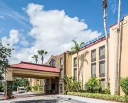Comfort Inn & Suites Lantana - West Palm Beach South Hotels in Lantana