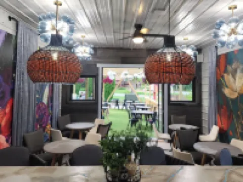 Vintage Block Inn & Suites Hotels in Okoboji