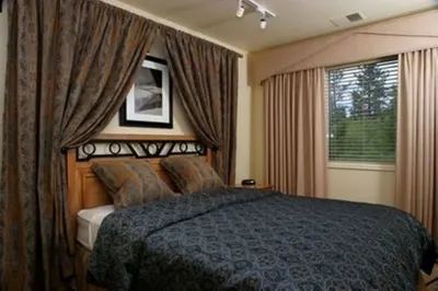 Lodge at Kingsbury Crossing Hotels near Edgewood Tahoe Resort