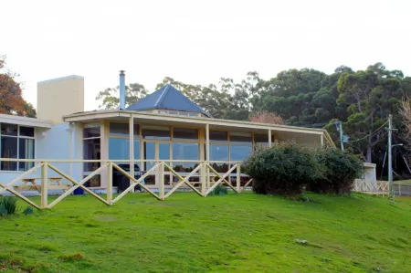 Port Arthur Motor Inn Отели в г. Порт-Артур