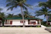Seetanu Bungalows Hotels near Srithanu Beach