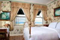 Doryman's Oceanfront Inn Hotels in Newport Beach