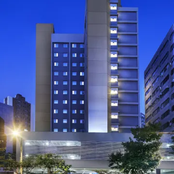 ibis budget Belo Horizonte Minascentro Отели рядом с достопримечательностью «Площадь Свободы»