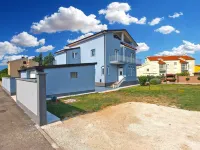 Apartments Dragica 1251 Hotels near Fazana