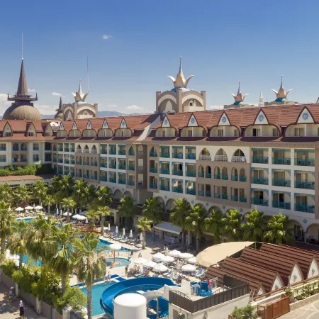 Side Crown Palace Ultra All Inclusive