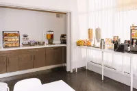 Lorraine Hotel - breakfast