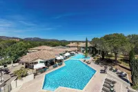 Garrigae Domaine de l'Esterel - Piscine & Spa Cinq Mondes - Pools