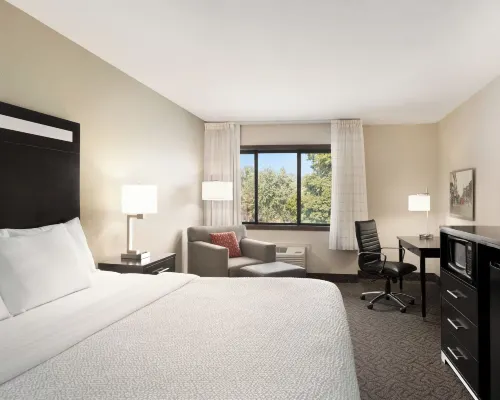 Comfort Suites Lake Geneva East Hotels in Walworth County