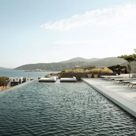 Nos Hotel & Villas