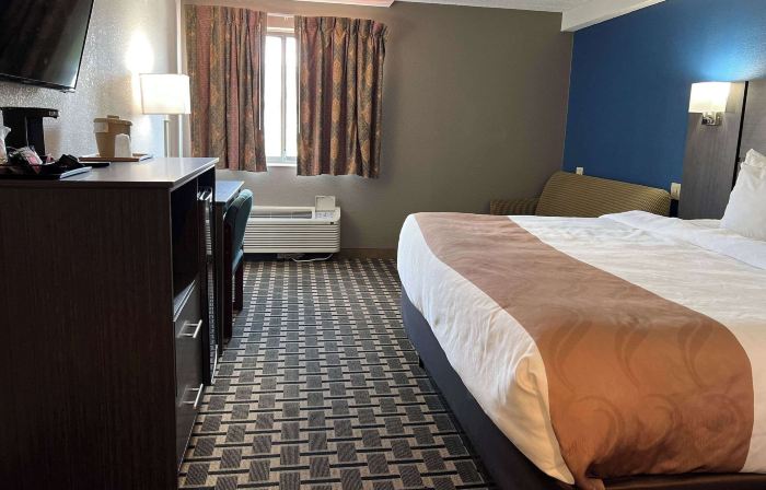Quality Inn & Suites Louisville East