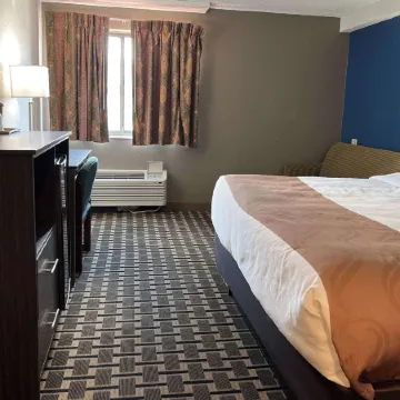 Quality Inn & Suites Louisville East