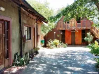 Elephant Trail Guesthouse and Backpackers Hotels in Chobe