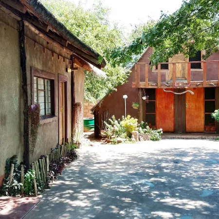 Elephant Trail Guesthouse and Backpackers