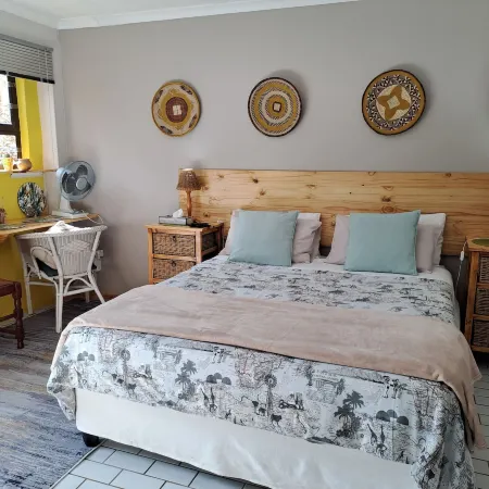 A1 Kynaston Self Catering or Bed and Breakfast