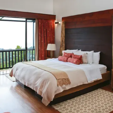 Poas Volcano Lodge