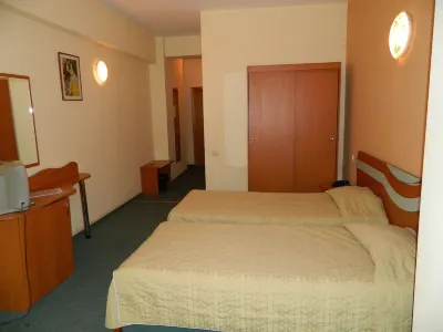 Elizeu Hotel Hotel in zona The North Train Station