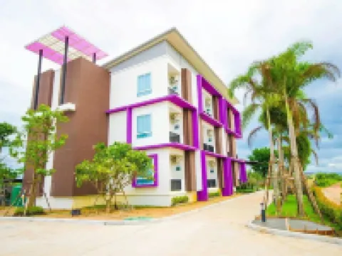 Fig Boutique Hotel Hotels near Kamphaeng Phet City Pillar Shrine