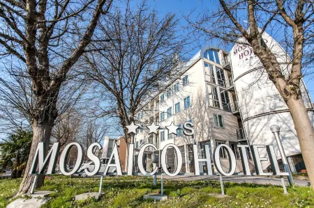 Hotel Mosaico Отели в г. Lido Adriano