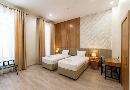 말리카 호텔 입구 전경