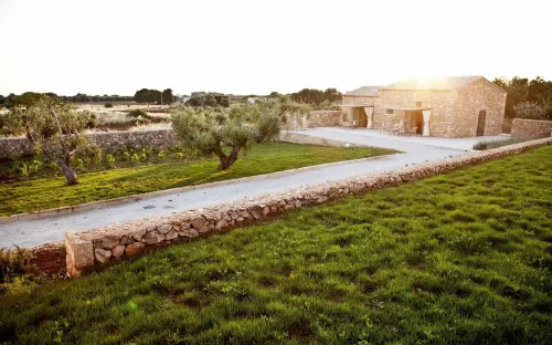 Masseria Cisternella Hotels in Torre Suda