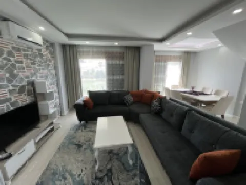 Gardenya Lara Suit Hotel