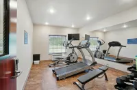 Cobblestone Hotel & Suites-RussellsPoint - Kuntosalit