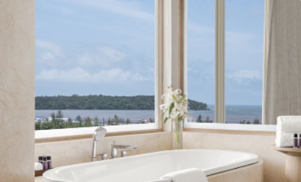 Vivanta Goa, Miramar