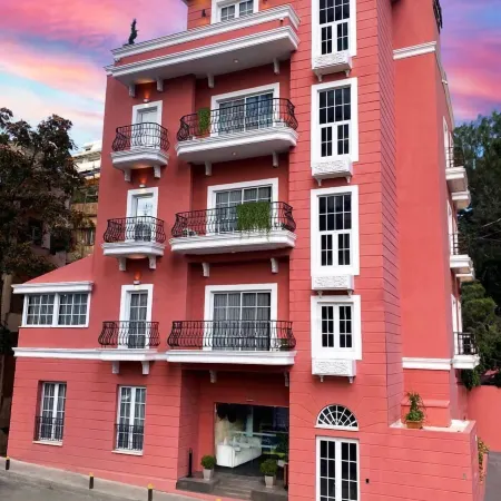 Comfy Apart Hotel