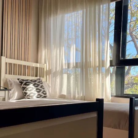 MD Modern Hotel - Jardines Отели рядом с достопримечательностью «Музей изящных искусств Валенсии»