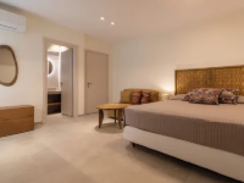 Arancia Elegant Rooms and Suites Hotels in Tolo