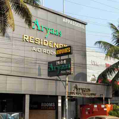 Aryaas Residency Nettoor Hotel Exterior