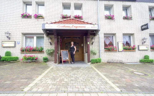Gasthaus Engemann Bei Matt Hotels in Warburg