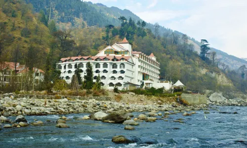 Mastiff Grand Manali Resort