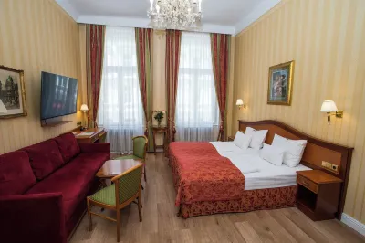 Pension Opera Suites I Self Check IN
