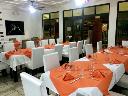 Hotel Wagelia Turrialba Отели в г. Ujarras