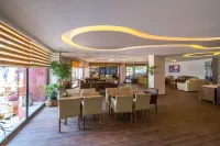 Hotel Sunday Beach - Aamiainen
