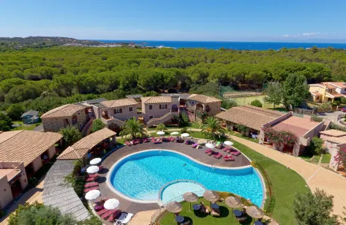 Residence S'Incantu - Pools