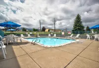 Americas Best Value Inn and Suites Helena - Pools