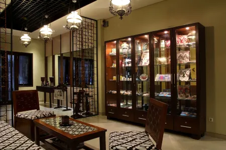 Cozy Boutique Guest House Отели рядом с достопримечательностью «Malang City Square»