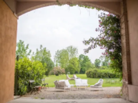 カーサ ディ アーロラ ランギラノのホテル