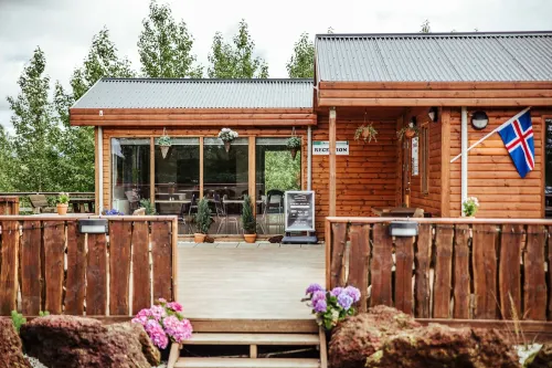 Minniborgir Cottages & Restaurant Hotels in Laugarvatn
