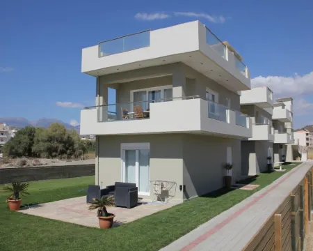 Holiday Luxury Villas Hotels in Faistos