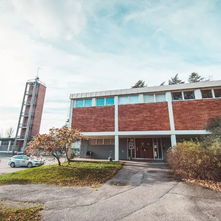 Forenom Hostel Espoo Otaniemi Отели в г. Эспо