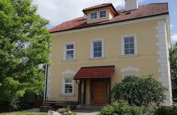 海利根克羅伊茨公寓酒店