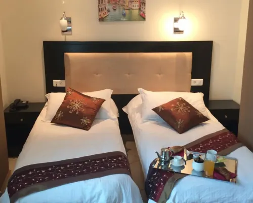Hotel 2 Horloges Ξενοδοχεία στην πόλη Oran