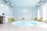 Best Western Plus Dartmouth Hotel  Suites - С бассейном