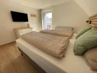 Raft home | forest view | child and pet friendly!