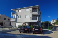 아파트먼트 플린